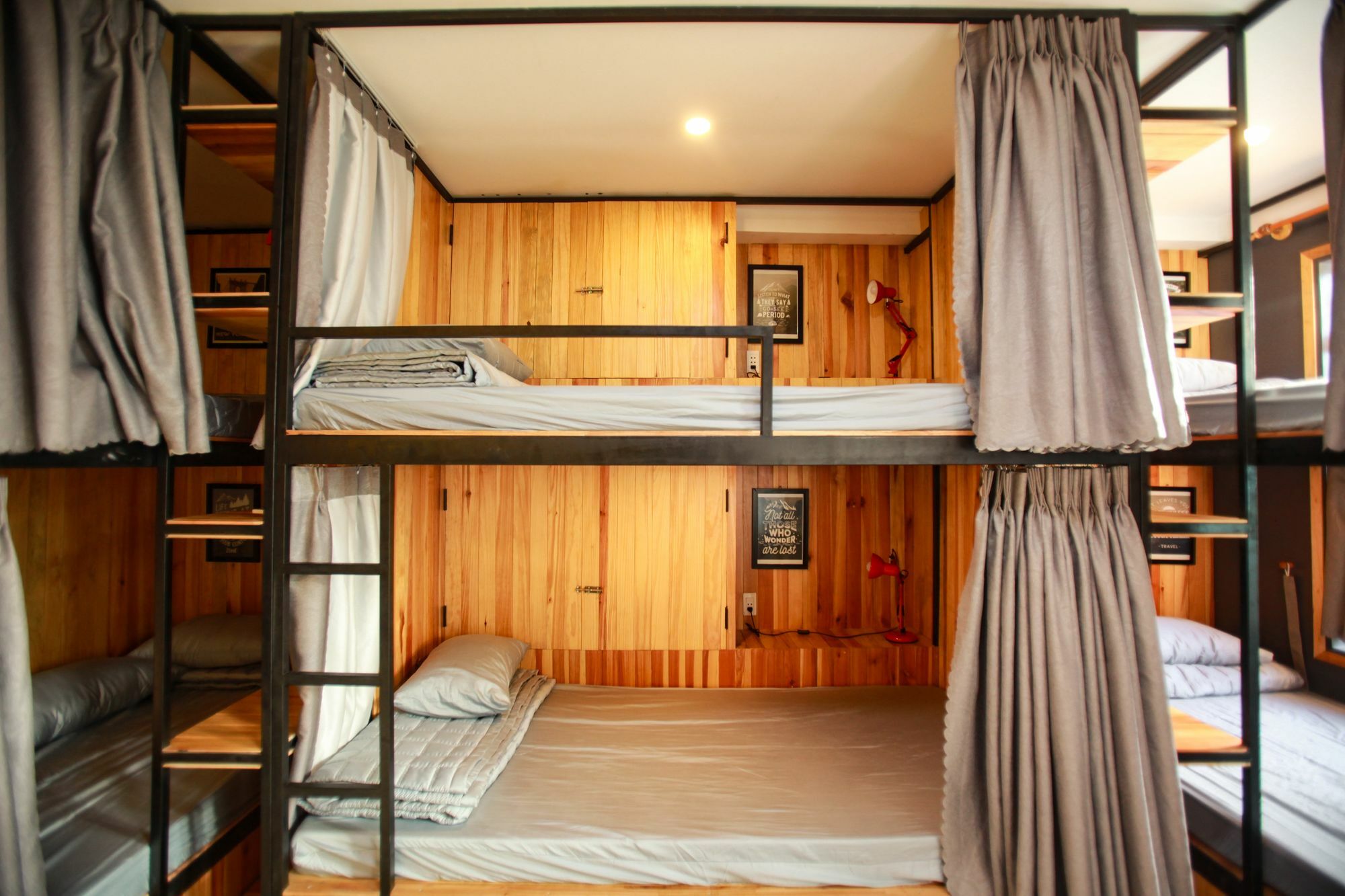 5D Upper Dorm Vandrarhem Da Nang Exteriör bild